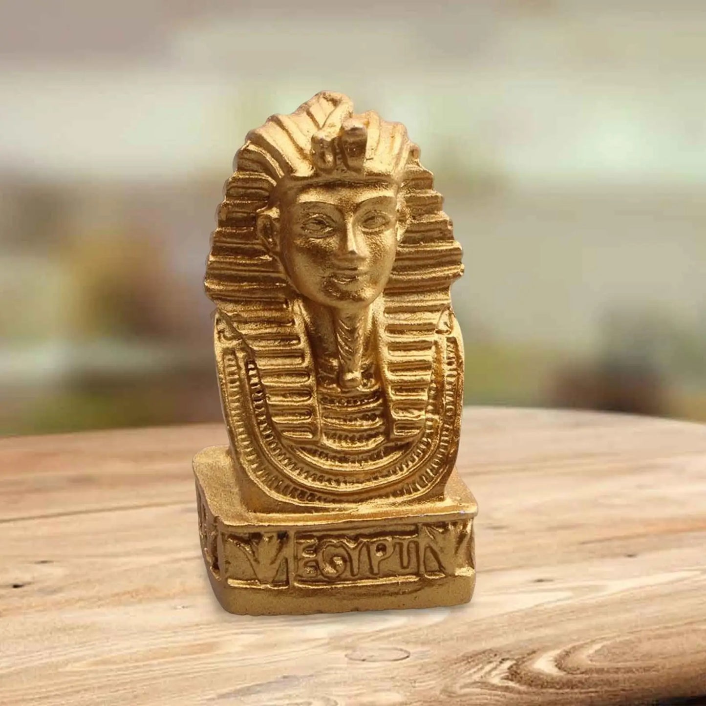 Ancient Egypt Queen Figurine – Resin Sculpture for Home & Office Decor