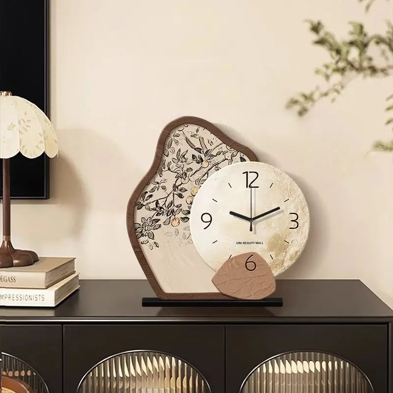 Antique Style Silent Desktop Clock — Acrylic Table Clock for Living Room