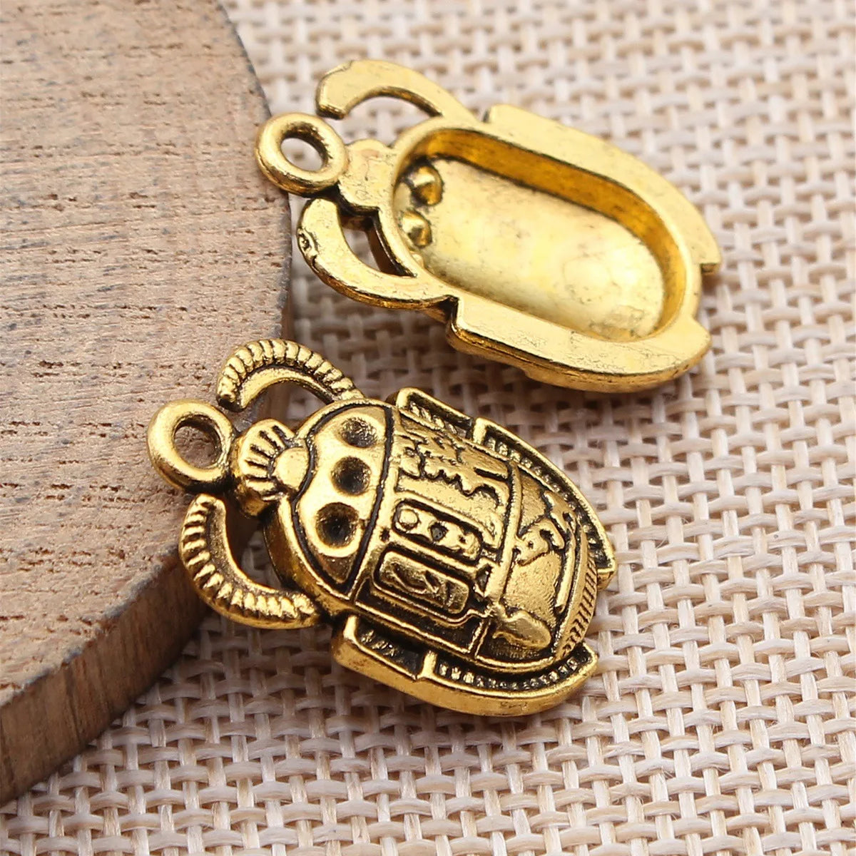 Ancient Egyptian Scarab Charms – Pack of 10 Zinc Alloy Pendants (25x16mm)